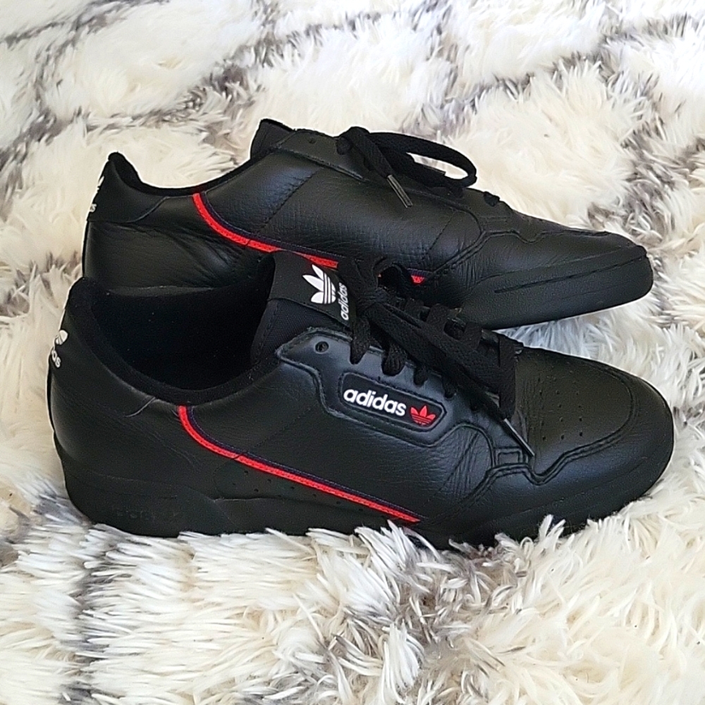 Adidas continental 80